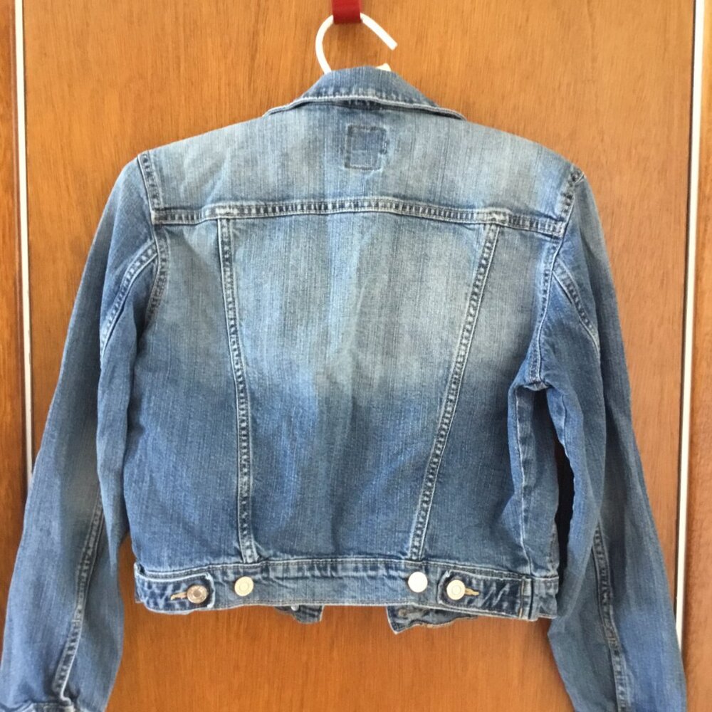 Vest - Picture 2 of 3